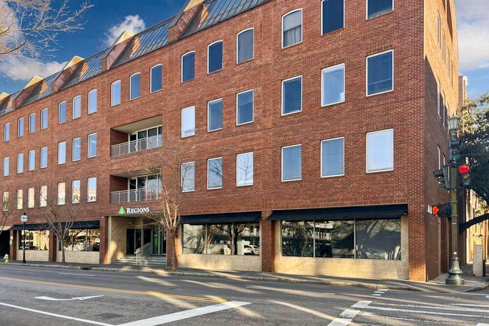 SC, Charleston - Downtown Charleston office space - View 4 in Charleston - internet, office_cleaning, breakout_areas