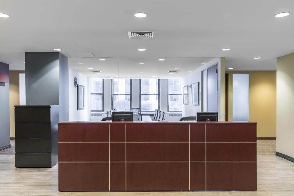 NY, New York City - 445 Park Avenue (HQ) office space - View 2 in New York - internet, office_cleaning, breakout_areas