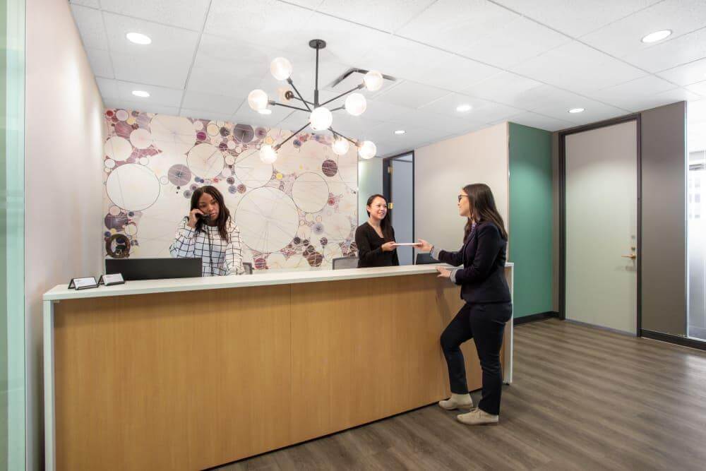 IL, Chicago - 401 North Michigan office space - View 3 in Chicago - internet, office_cleaning, breakout_areas