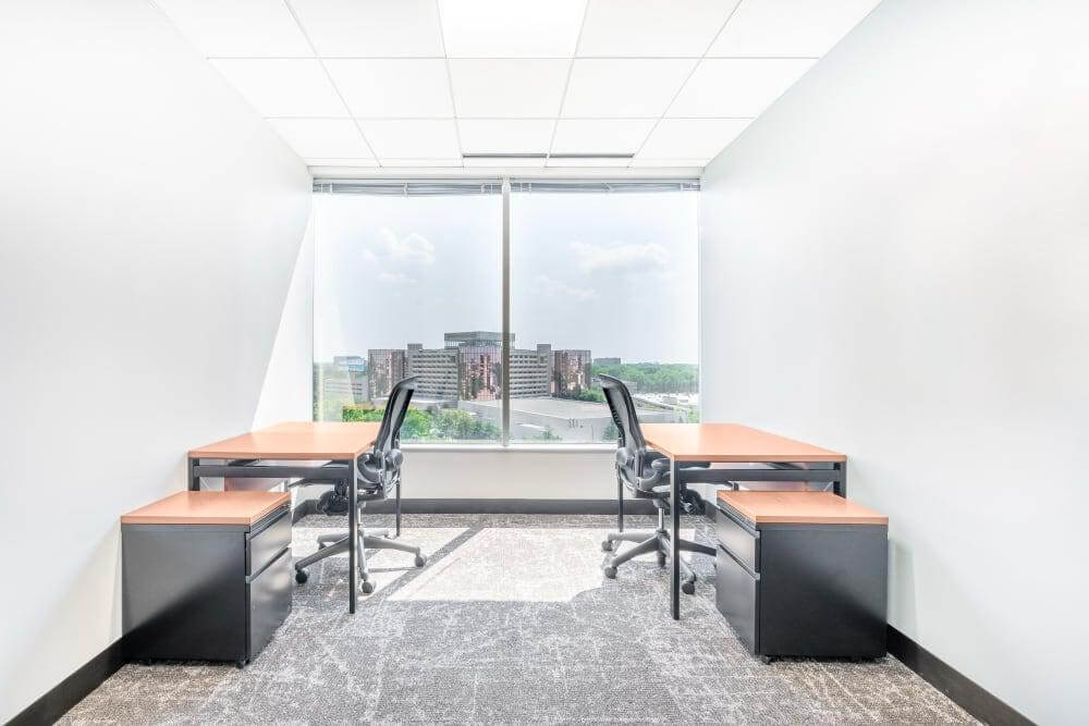 IL, Chicago - O'Hare Rosemont office space - View 3 in Rosemont - internet, office_cleaning, breakout_areas