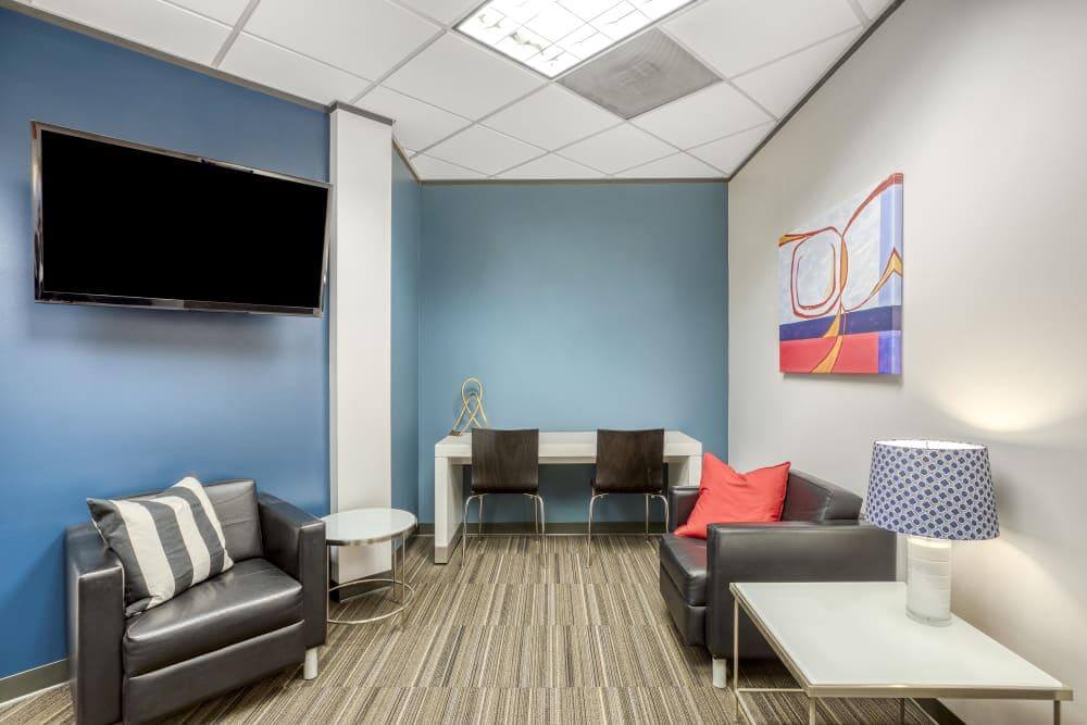 KS, Overland Park - Commerce Plaza (HQ) - Photo 4 KS, Overland Park - Commerce Plaza (HQ) office space - View 4 in Overland Park - internet, office_cleaning, breakout_areas