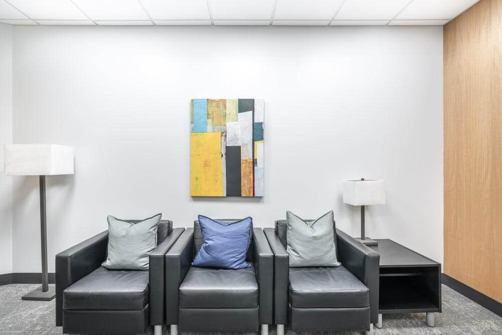 495 Grand Boulevard - Photo 3 495 Grand Boulevard office space - View 3 in Miramar Beach - internet, office_cleaning, breakout_areas