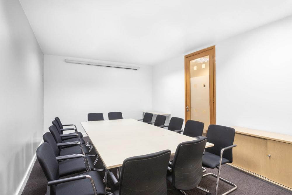 KAMPALA, Course View Towers office space - View 5 in Kampala - internet, office_cleaning, breakout_areas