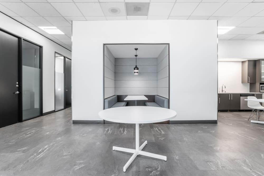 CA, Pleasanton - Hopyard (HQ) - Photo 3 CA, Pleasanton - Hopyard (HQ) office space - View 3 in Pleasanton - internet, office_cleaning, breakout_areas