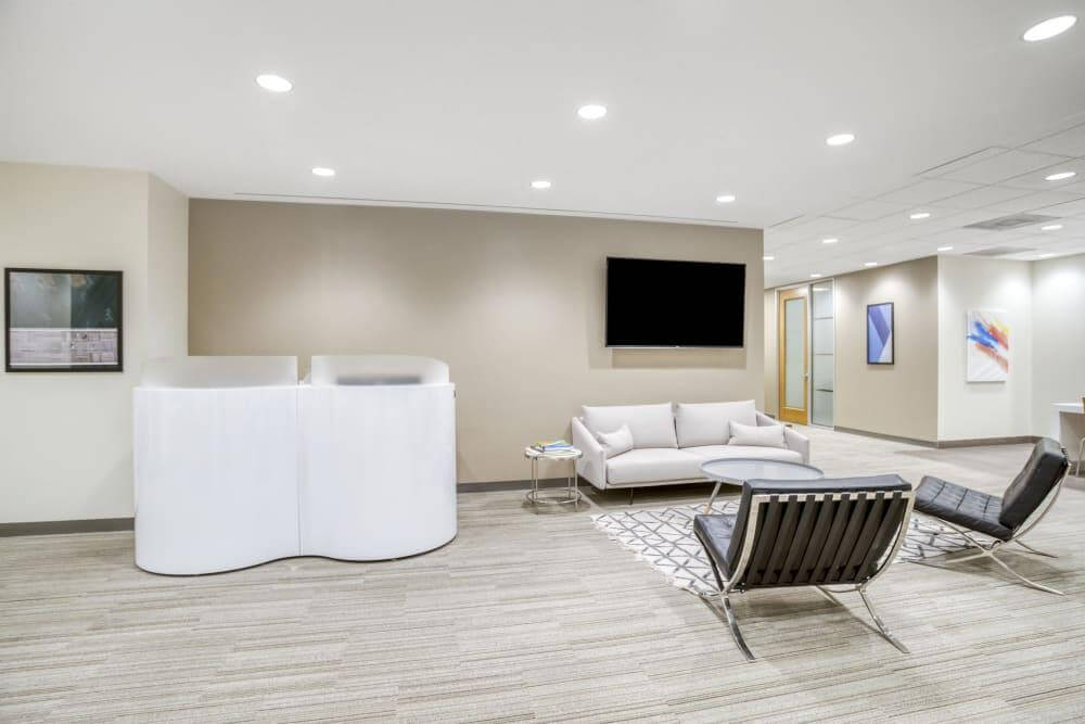 CA, Irvine - Irvine Center Drive (HQ) office space - View 2 in Irvine - internet, office_cleaning, breakout_areas