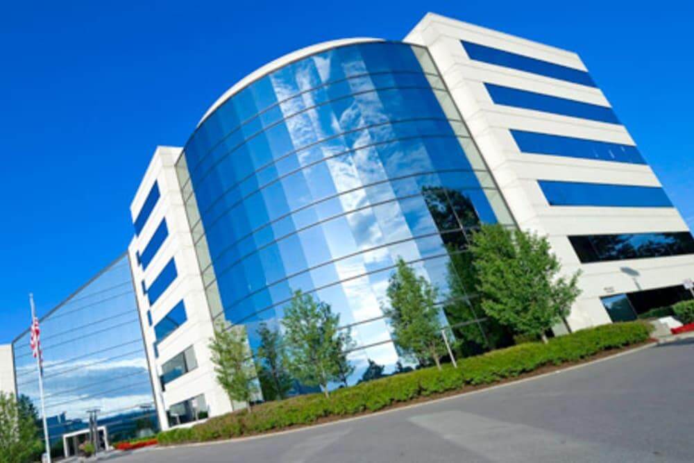 MI, Novi - Crystal Glen (HQ) - Photo 2 MI, Novi - Crystal Glen (HQ) office space - View 2 in Novi - internet, office_cleaning, breakout_areas