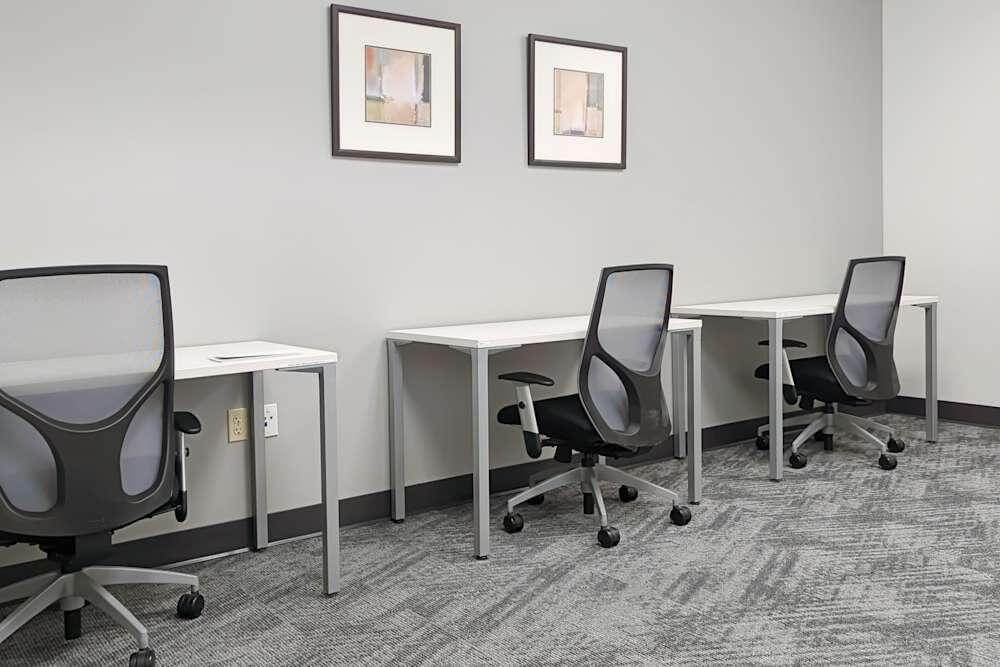 NJ, Princeton - Forrestal Village - Photo 6 NJ, Princeton - Forrestal Village office space - View 6 in Princeton - internet, office_cleaning, breakout_areas