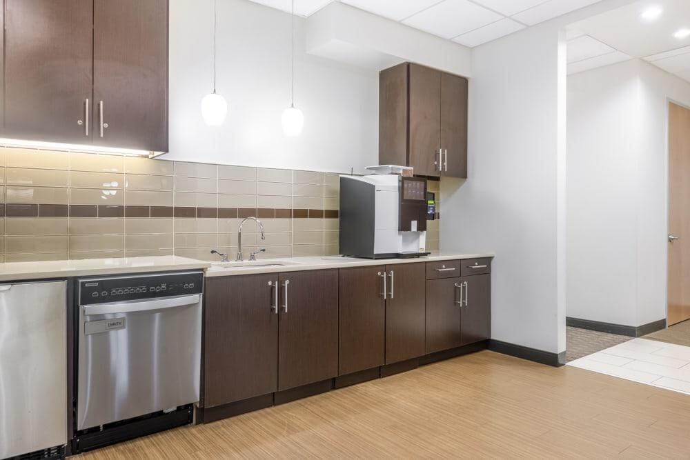 NC, Chapel Hill - Chapel Hill office space - View 6 in Chapel Hill - internet, office_cleaning, breakout_areas