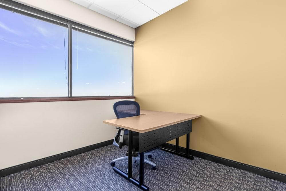 Smith & Gesteland Building - Photo 4 Smith & Gesteland Building office space - View 4 in Middleton - internet, office_cleaning, breakout_areas