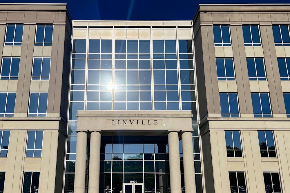 Linville Building office space - View 3 in Charlotte - internet, office_cleaning, breakout_areas