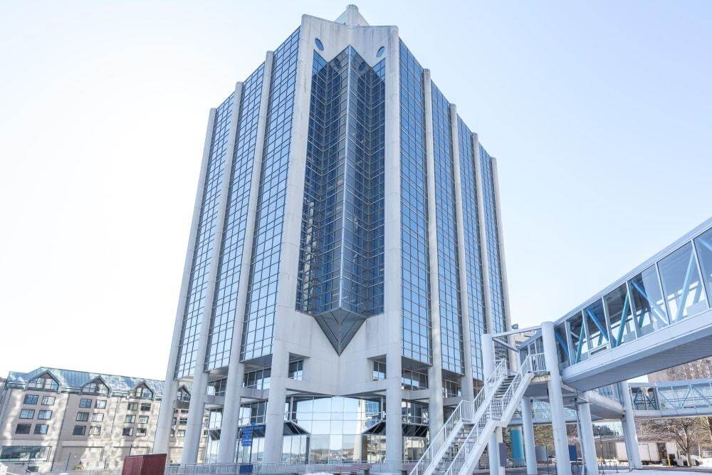 NS, Halifax - Purdy'S Wharf office space - View 6 in Halifax - internet, office_cleaning, breakout_areas