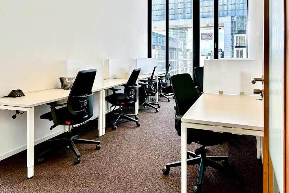 COLOGNE, Kranhaus 1 office space - View 4 in Köln - internet, office_cleaning, breakout_areas