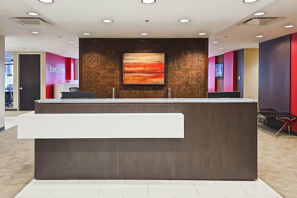 IA, Des Moines - Hub Tower office space - View 4 in Des Moines - internet, office_cleaning, breakout_areas