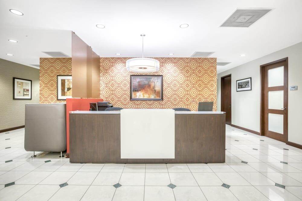 Heron Bay - Photo 6 Heron Bay office space - View 6 in Coral Springs - internet, office_cleaning, breakout_areas