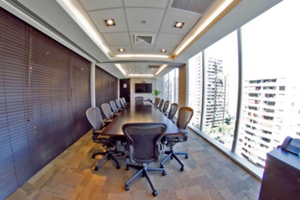 Santiago, Cerro El Plomo - Office space in Maipú, Región Metropolitana