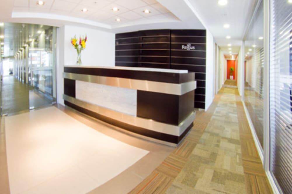 Santiago, Cerro El Plomo office space - View 3 in Maipú - internet, office_cleaning, breakout_areas