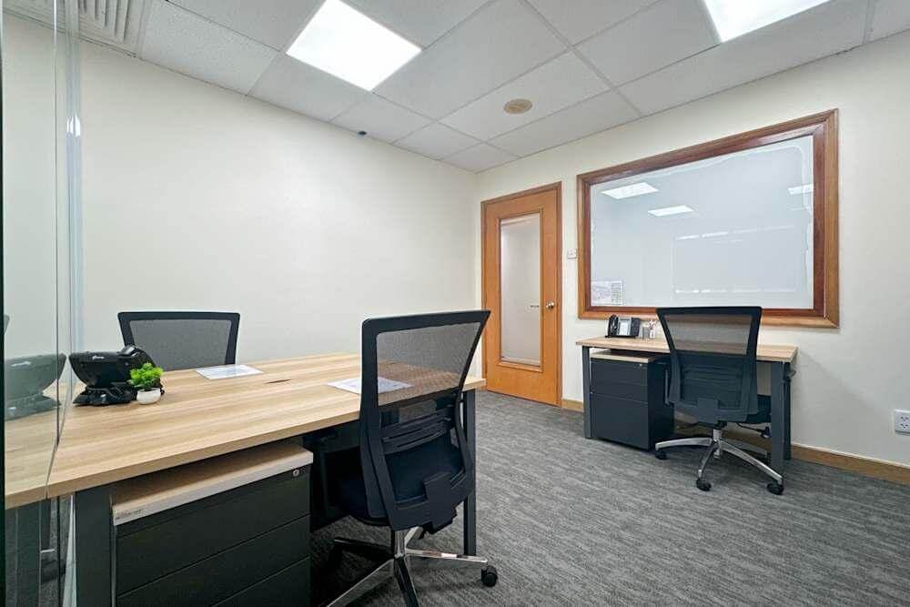 Ho Chi Minh City, Regus Me Linh Point Tower - Photo 3 Ho Chi Minh City, Regus Me Linh Point Tower office space - View 3 in Quận 1 - internet, office_cleaning, breakout_areas