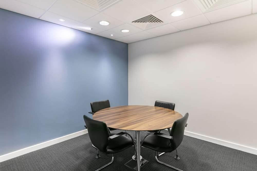 COBHAM, Cobham Services, Regus Express office space - View 6 in Downside - internet, office_cleaning, breakout_areas