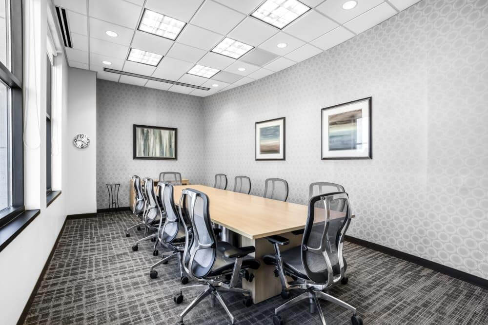 IL, Naperville - Main Street Promenade office space - View 4 in Naperville - internet, office_cleaning, breakout_areas