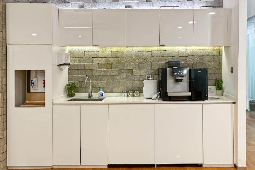 SHENZHEN, Futian NEO office space - View 5 in Shen Zhen Shi - internet, office_cleaning, breakout_areas