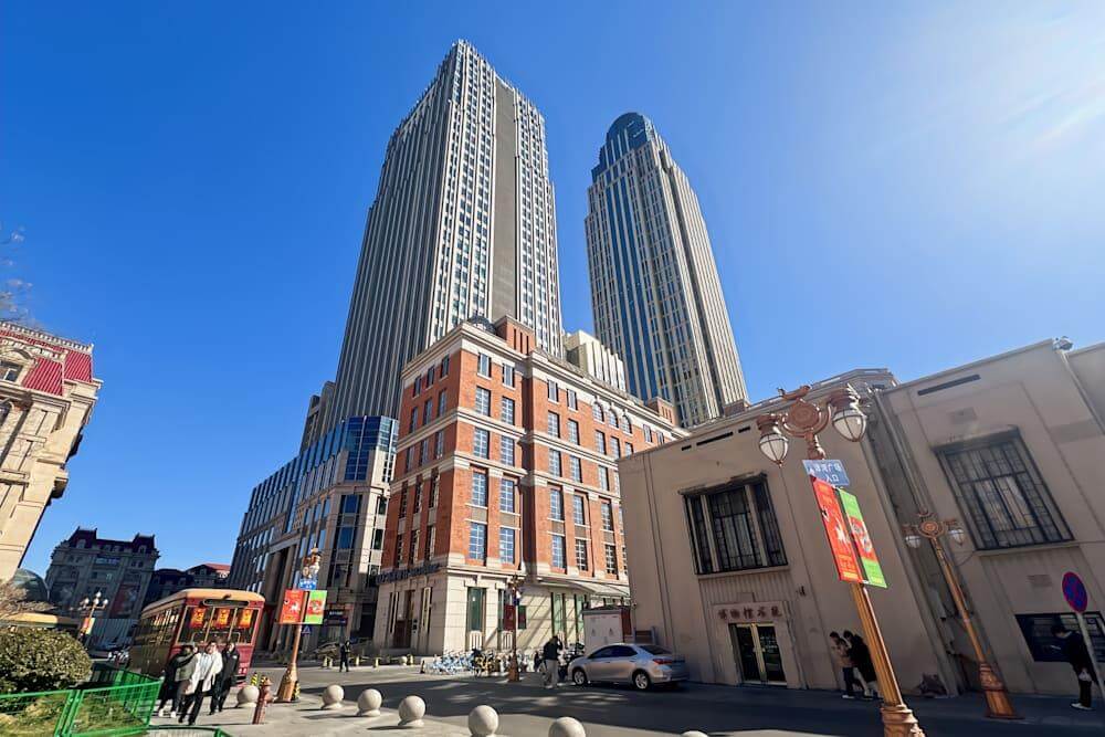 TIANJIN, Golden Valley Center office space - View 3 in He Ping Qu - internet, office_cleaning, breakout_areas