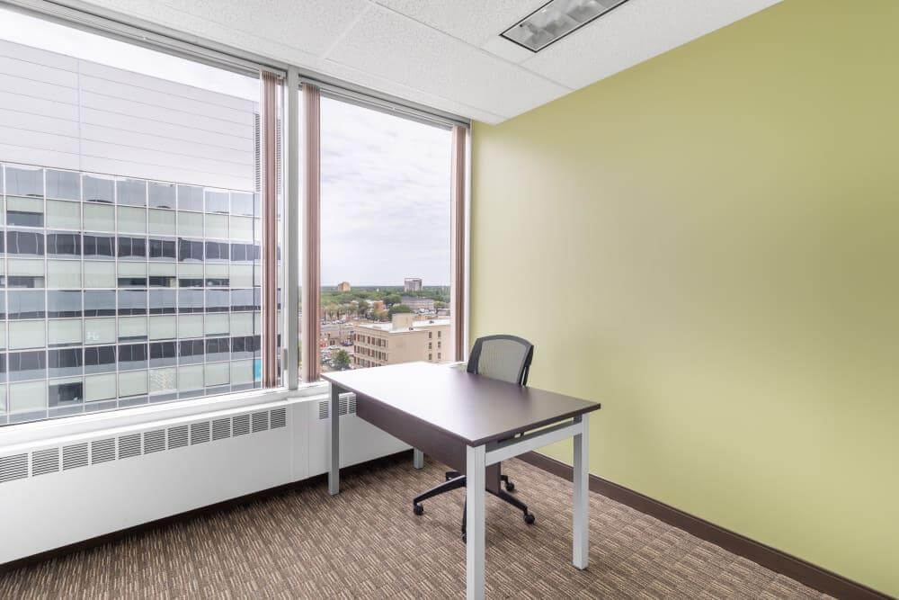 SK, Regina - City Centre - Royal Bank Building office space - View 2 in Regina - internet, office_cleaning, breakout_areas