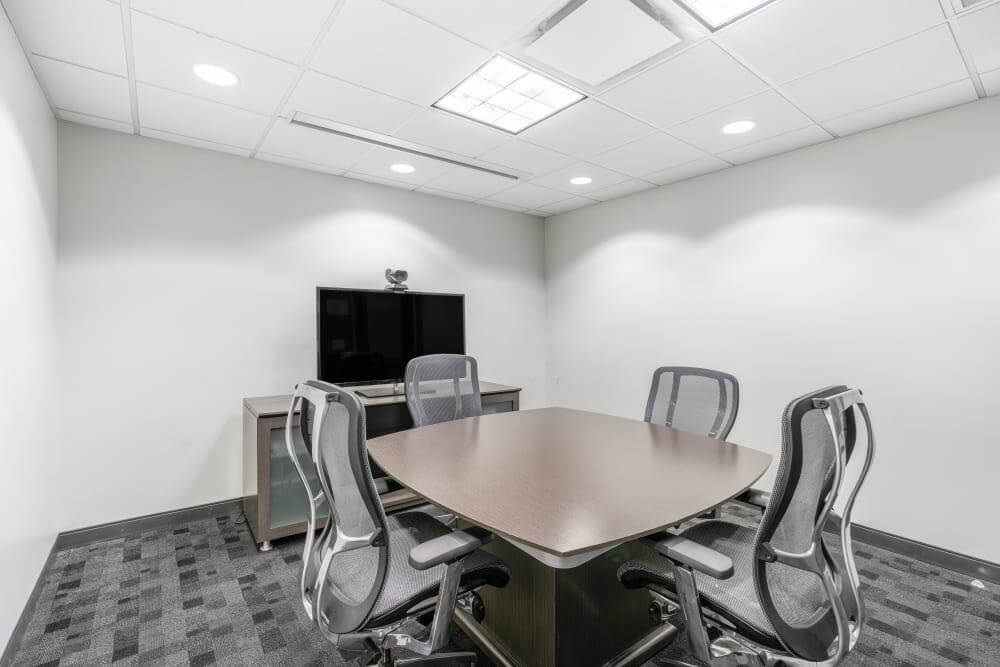 1250 Broadway - Photo 2 1250 Broadway office space - View 2 in New York - internet, office_cleaning, breakout_areas