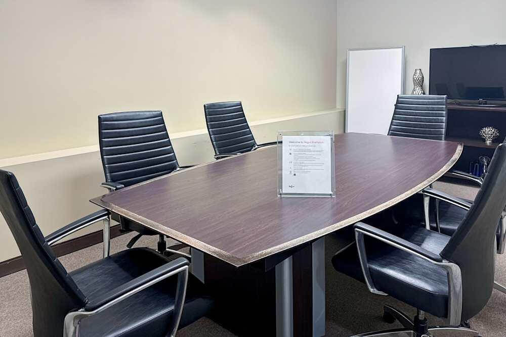 ON, Brampton - Brampton County Court office space - View 3 in Brampton - internet, office_cleaning, breakout_areas