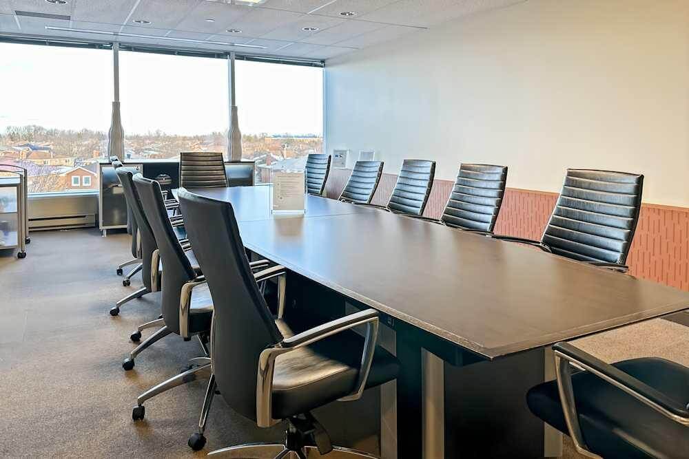 ON, Brampton - Brampton County Court office space - View 5 in Brampton - internet, office_cleaning, breakout_areas