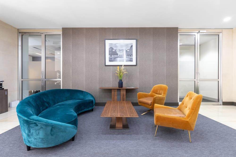 LONDON, Richmond Station, Kew Road office space - View 3 in London - internet, office_cleaning, breakout_areas