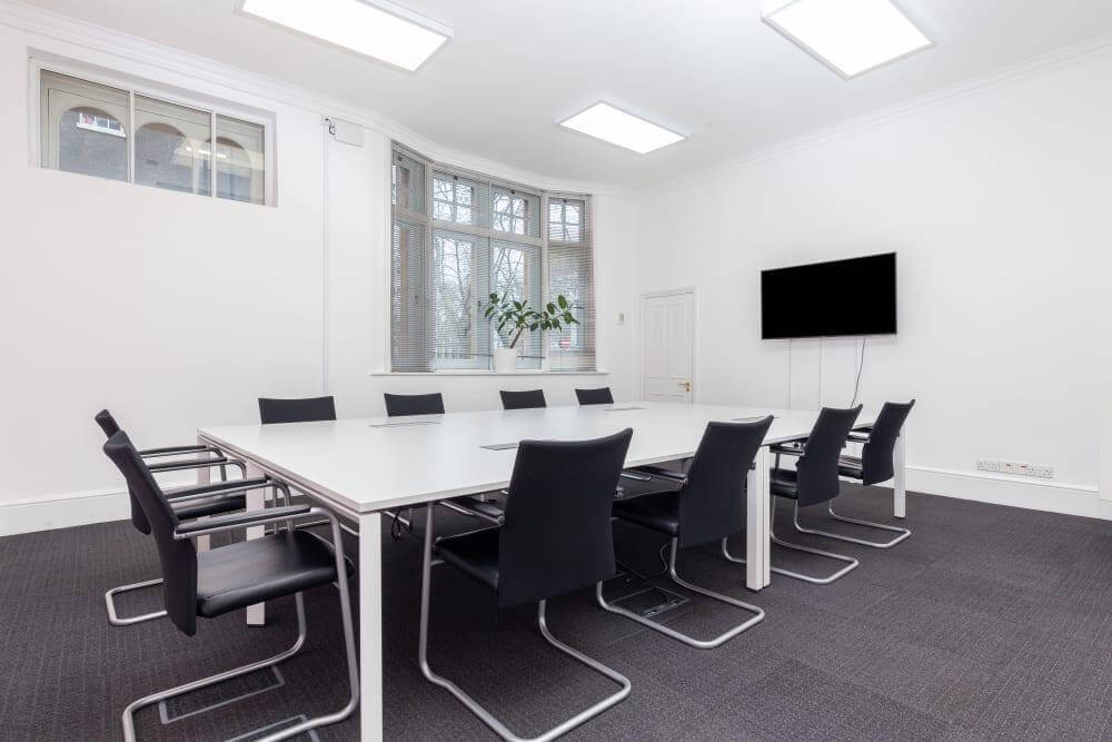 LONDON, HQ Bloomsbury office space - View 2 in London - internet, office_cleaning, breakout_areas