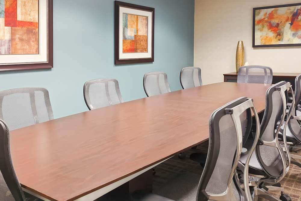 VA, Richmond - Truist Place Downtown - Photo 5 VA, Richmond - Truist Place Downtown office space - View 5 in Richmond - internet, office_cleaning, breakout_areas