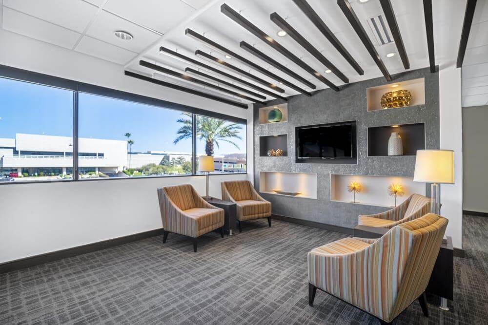 Camelback Square office space - View 3 in Scottsdale - internet, office_cleaning, breakout_areas