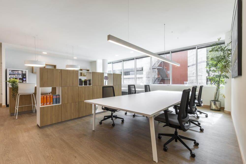 LISBON, Quinta Da Fonte office space - View 2 in Paço de Arcos - internet, office_cleaning, breakout_areas