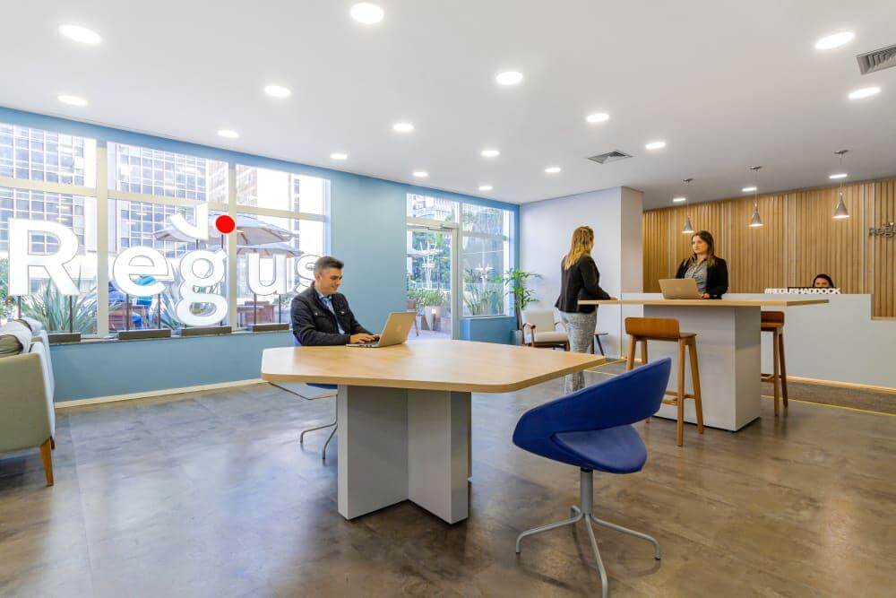 Edifício São Luiz office space - View 5 in Consolação - internet, office_cleaning, breakout_areas