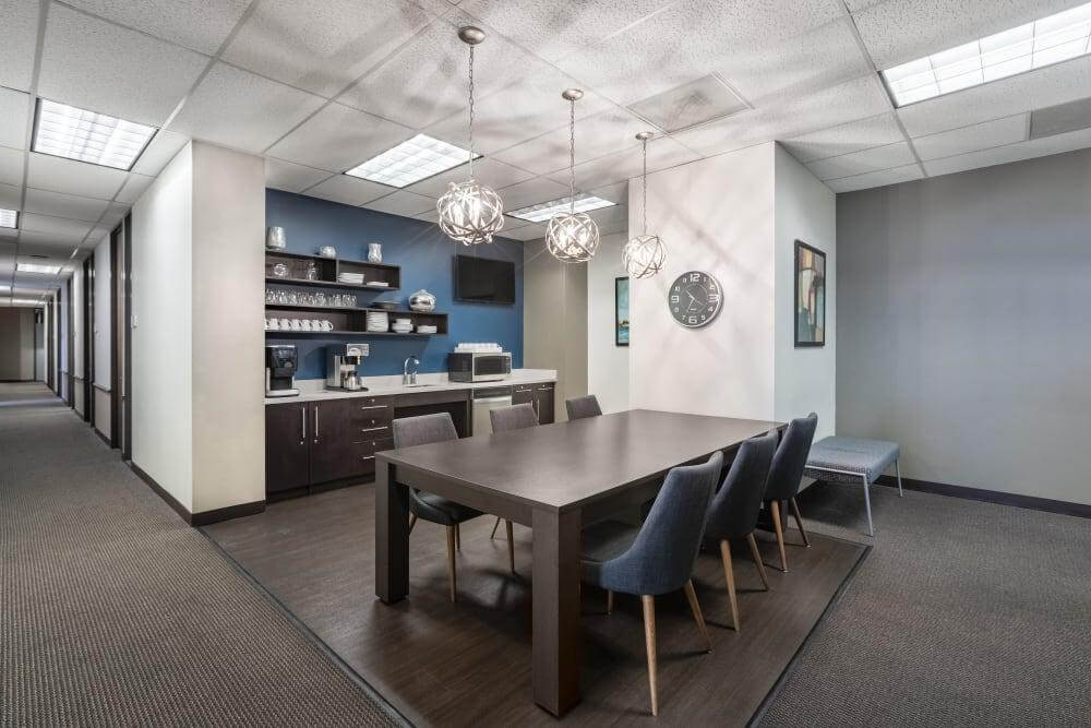 TX, San Antonio - Castle Hills office space - View 5 in San Antonio - internet, office_cleaning, breakout_areas