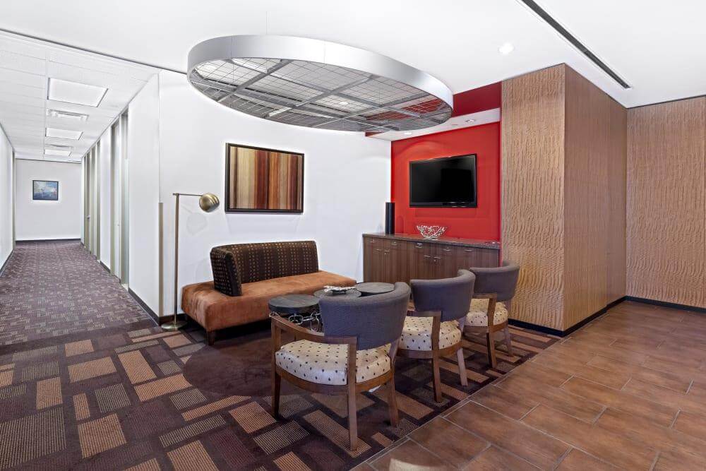 TX, San Antonio - One Riverwalk Place office space - View 6 in San Antonio - internet, office_cleaning, breakout_areas