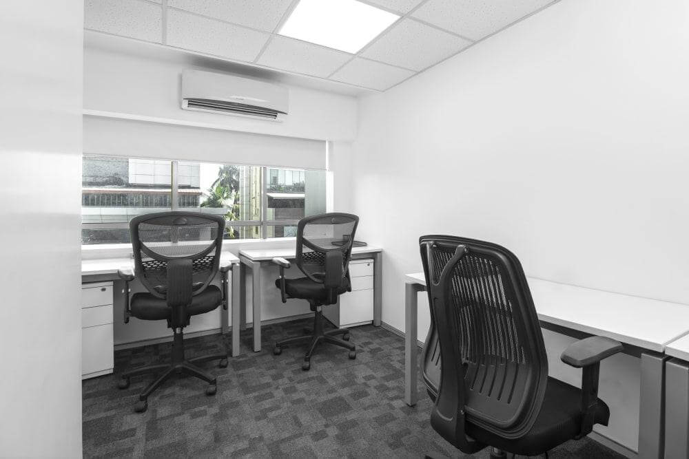 MUMBAI, Juhu - Photo 4 MUMBAI, Juhu office space - View 4 in Mumbai - internet, office_cleaning, breakout_areas