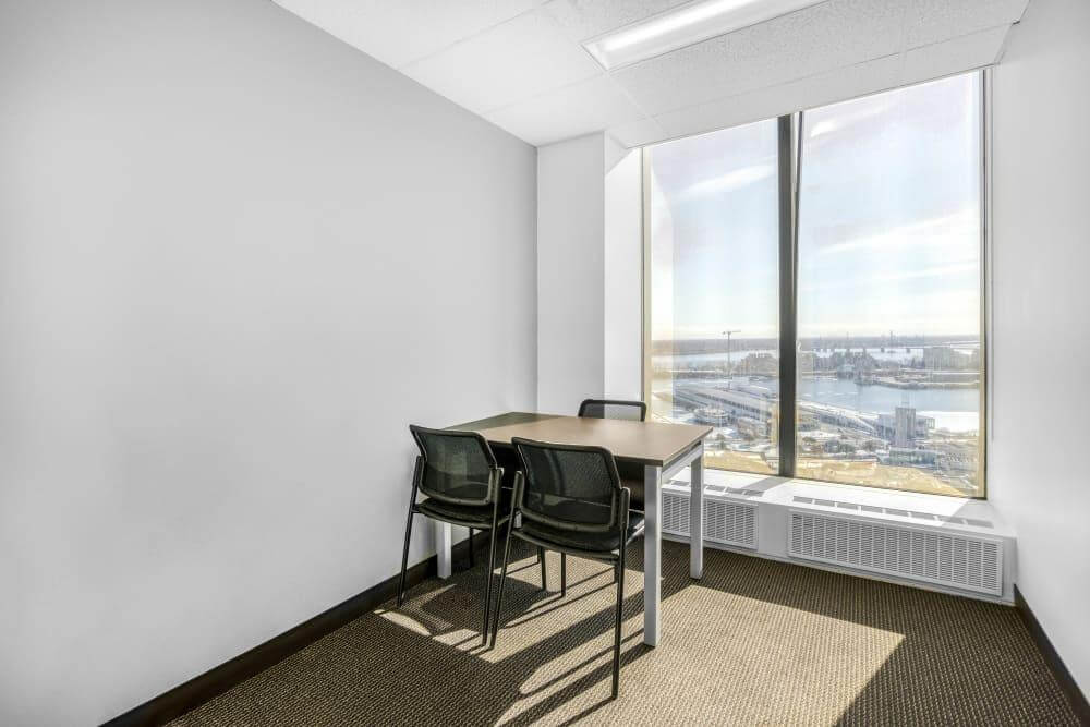 QC, Montreal - Place D'Armes office space - View 4 in Montréal - internet, office_cleaning, breakout_areas