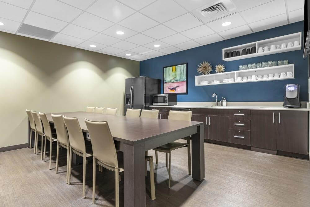 NE, Lincoln - U. S. Bank Building office space - View 5 in Lincoln - internet, office_cleaning, breakout_areas