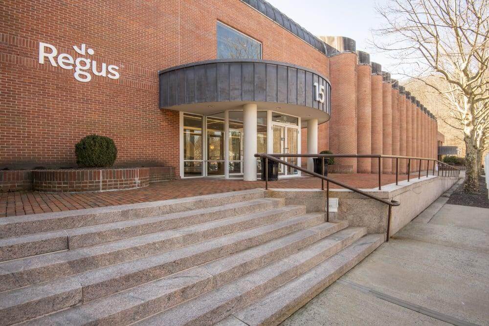 CT, Wilton - Wilton Executive - Photo 4 CT, Wilton - Wilton Executive office space - View 4 in Wilton - internet, office_cleaning, breakout_areas