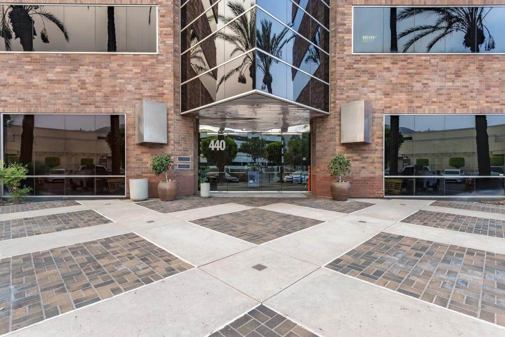 CA, Arcadia - Huntington Drive office space - View 6 in Arcadia - internet, office_cleaning, breakout_areas