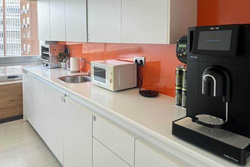 MADRID, Maria De Molina office space - View 4 in Madrid - internet, office_cleaning, breakout_areas