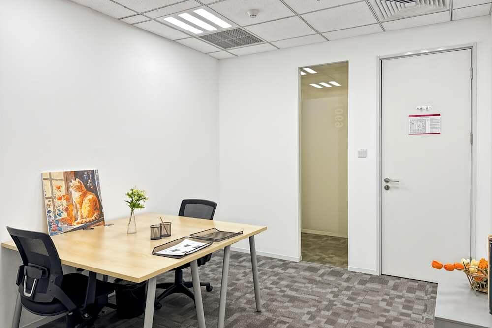 CHONGQING, PICC Building - Photo 6 CHONGQING, PICC Building office space - View 6 in Jiangbei - internet, office_cleaning, breakout_areas