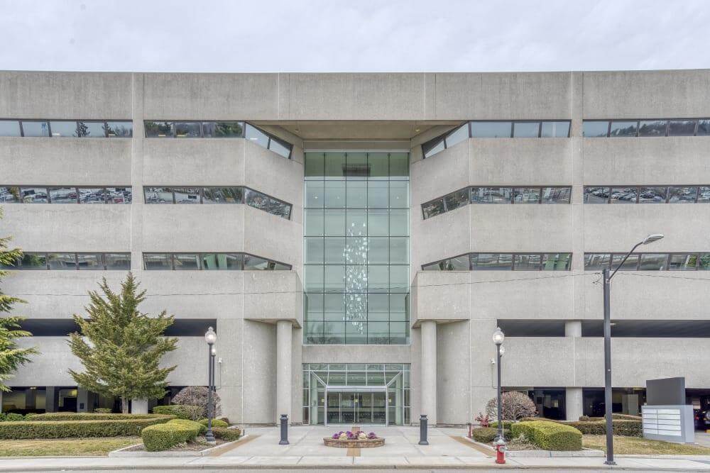 NY, Hicksville - Hicksville office space - View 5 in Hicksville - internet, office_cleaning, breakout_areas