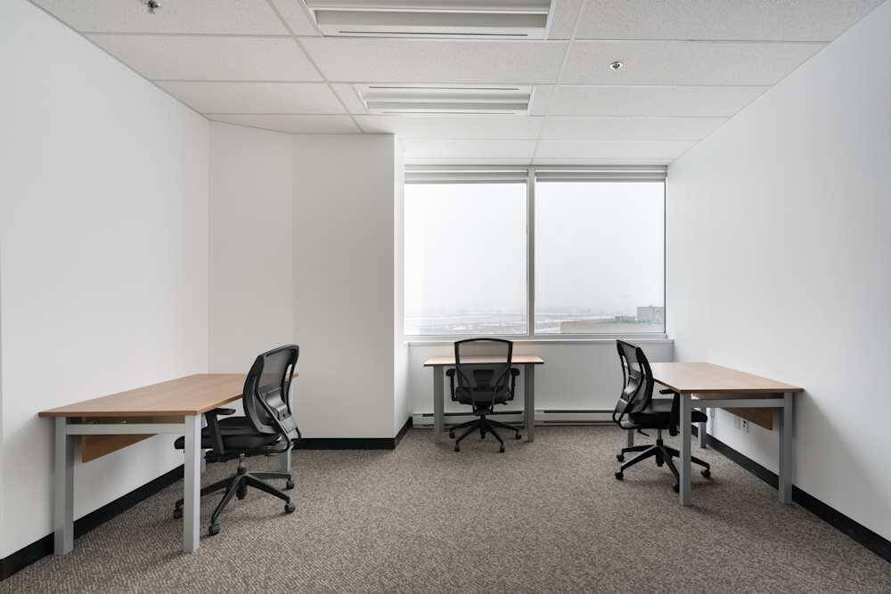 QC, Saint Laurent - Ville St-Laurent office space - View 5 in Montréal - internet, office_cleaning, breakout_areas