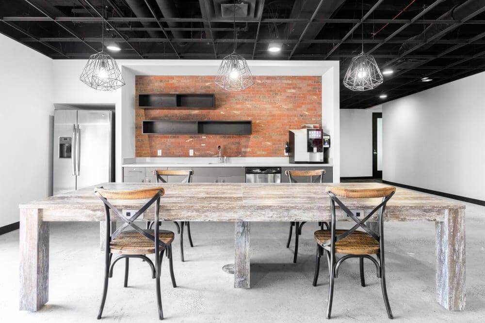 MO, Clayton - Sevens Building - Photo 2 MO, Clayton - Sevens Building office space - View 2 in Clayton - internet, office_cleaning, breakout_areas