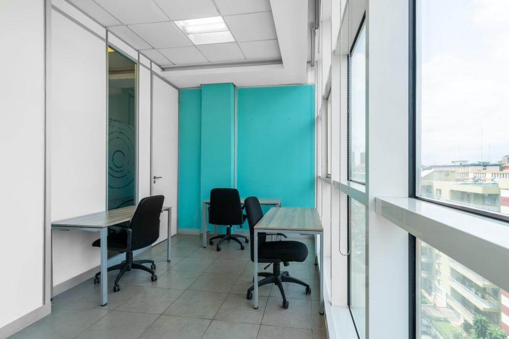 ABIDJAN, XL Plateau office space - View 6 - internet, office_cleaning, breakout_areas