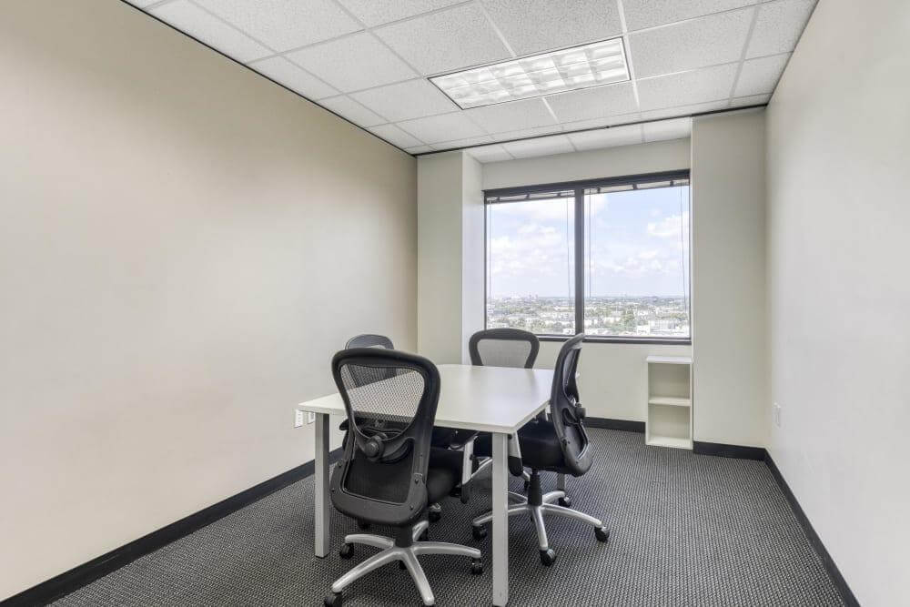 TX, Houston - 5444 Westheimer - Office space in Houston, Texas