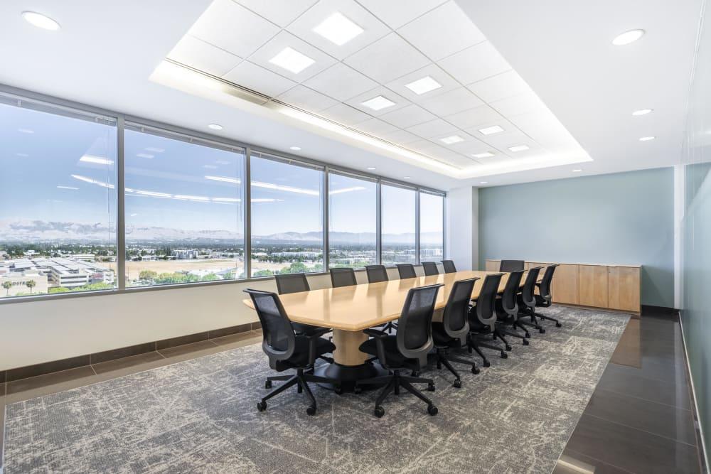CA, Woodland Hills - Warner Center - Office space in Los Angeles, California
